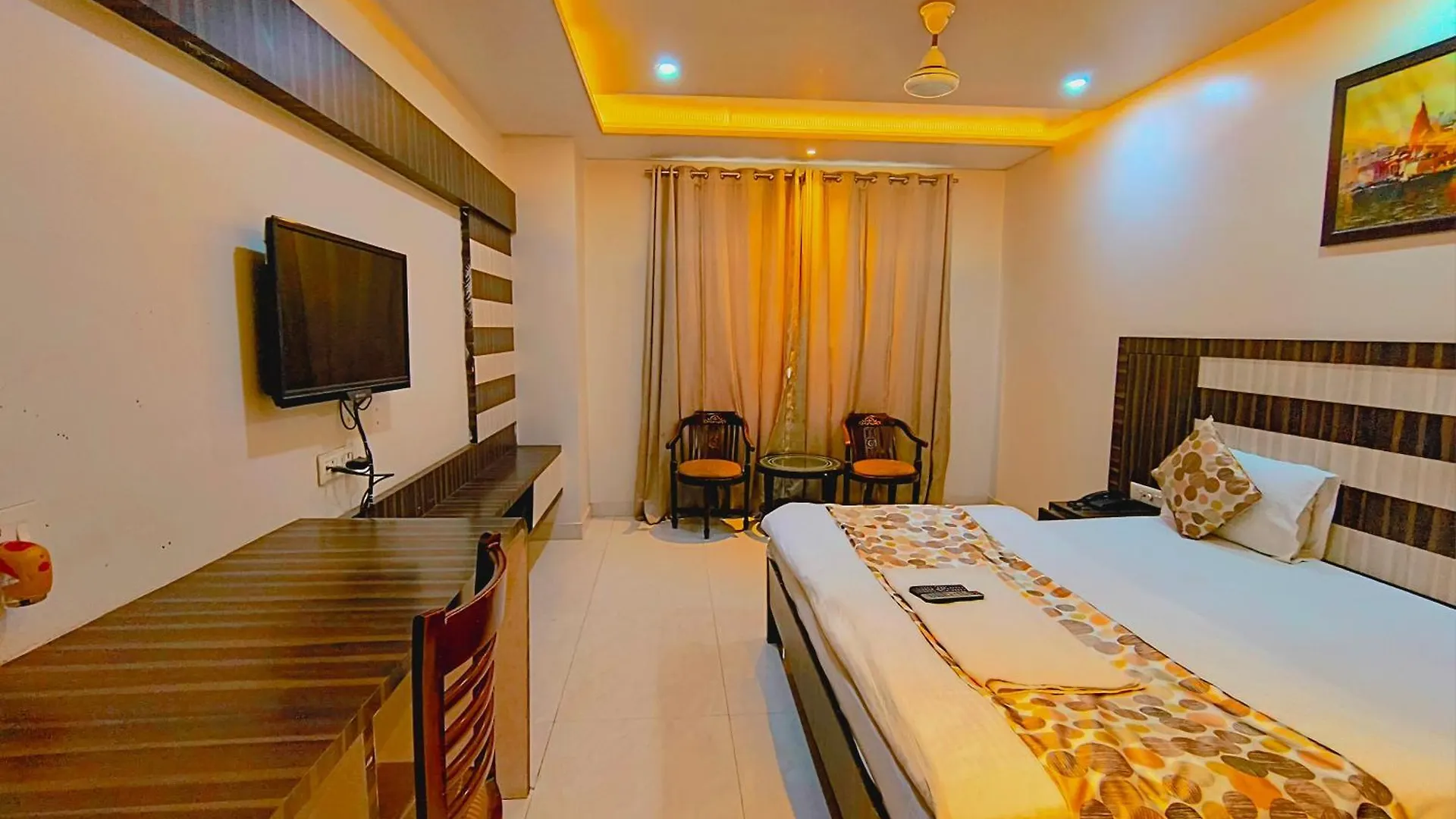P Palace - Near Kashi Vishwanath Temple 瓦拉纳西 酒店
